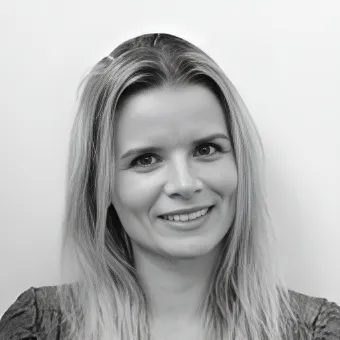 Lisa Hogan